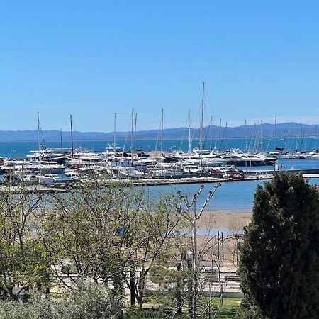 Apartamento Frente Al Mar Roses Kültér fotó