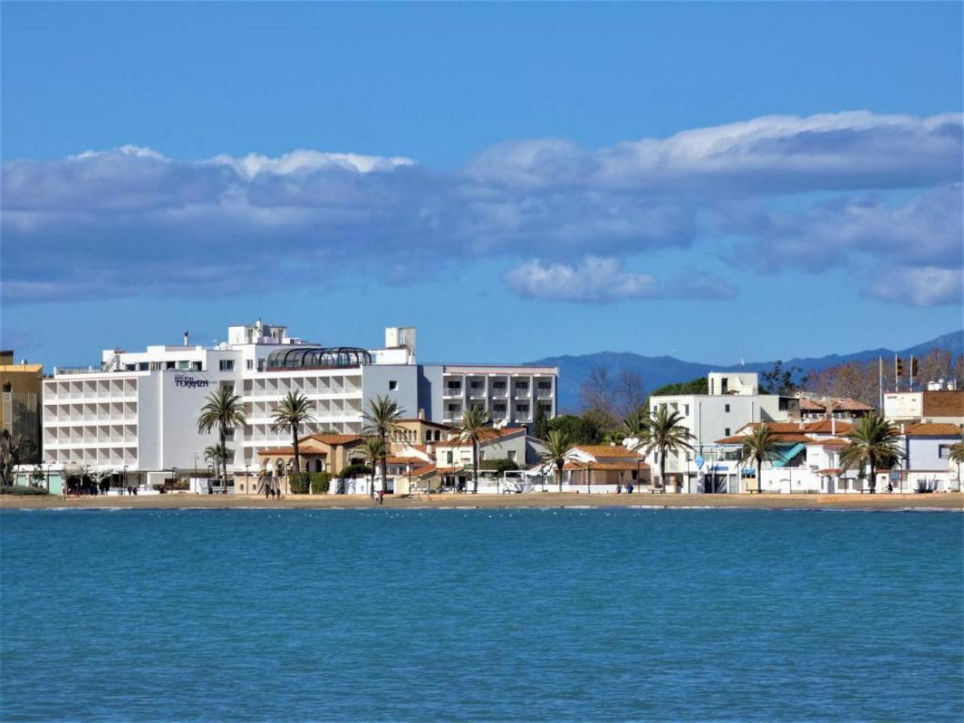Apartamento Frente Al Mar Roses Kültér fotó