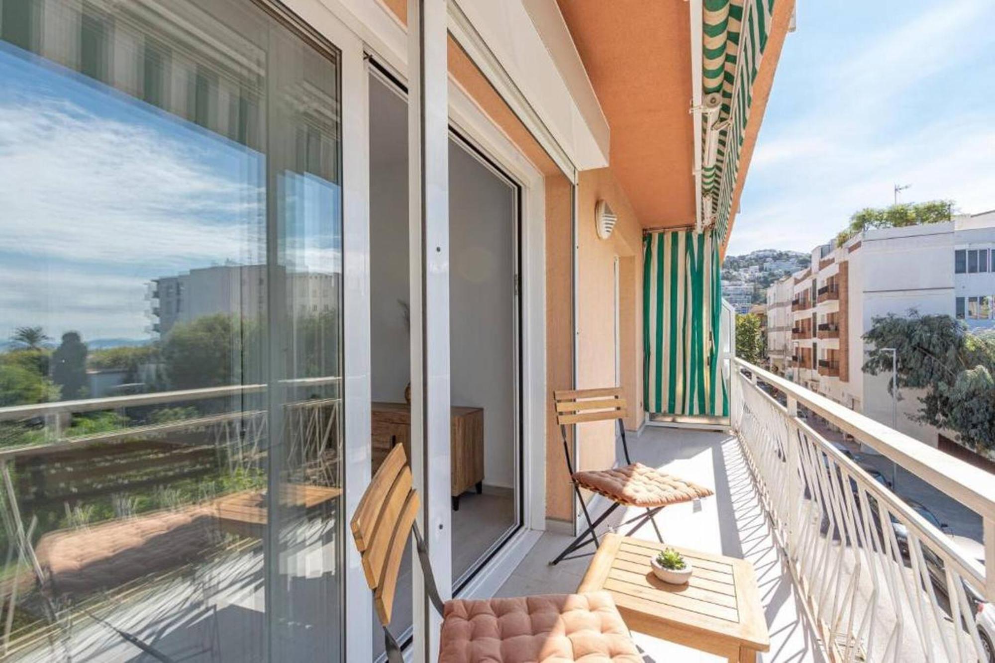 Apartamento Frente Al Mar Roses Kültér fotó